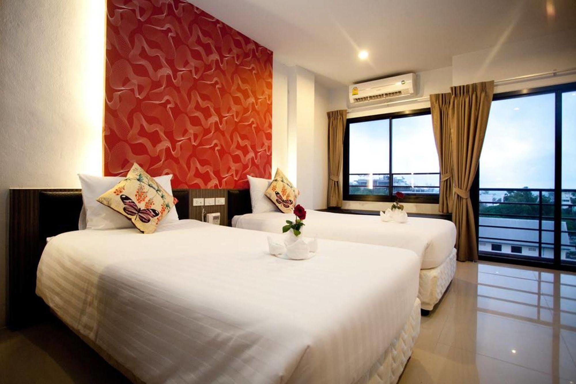 Chill Patong Hotel Ngoại thất bức ảnh