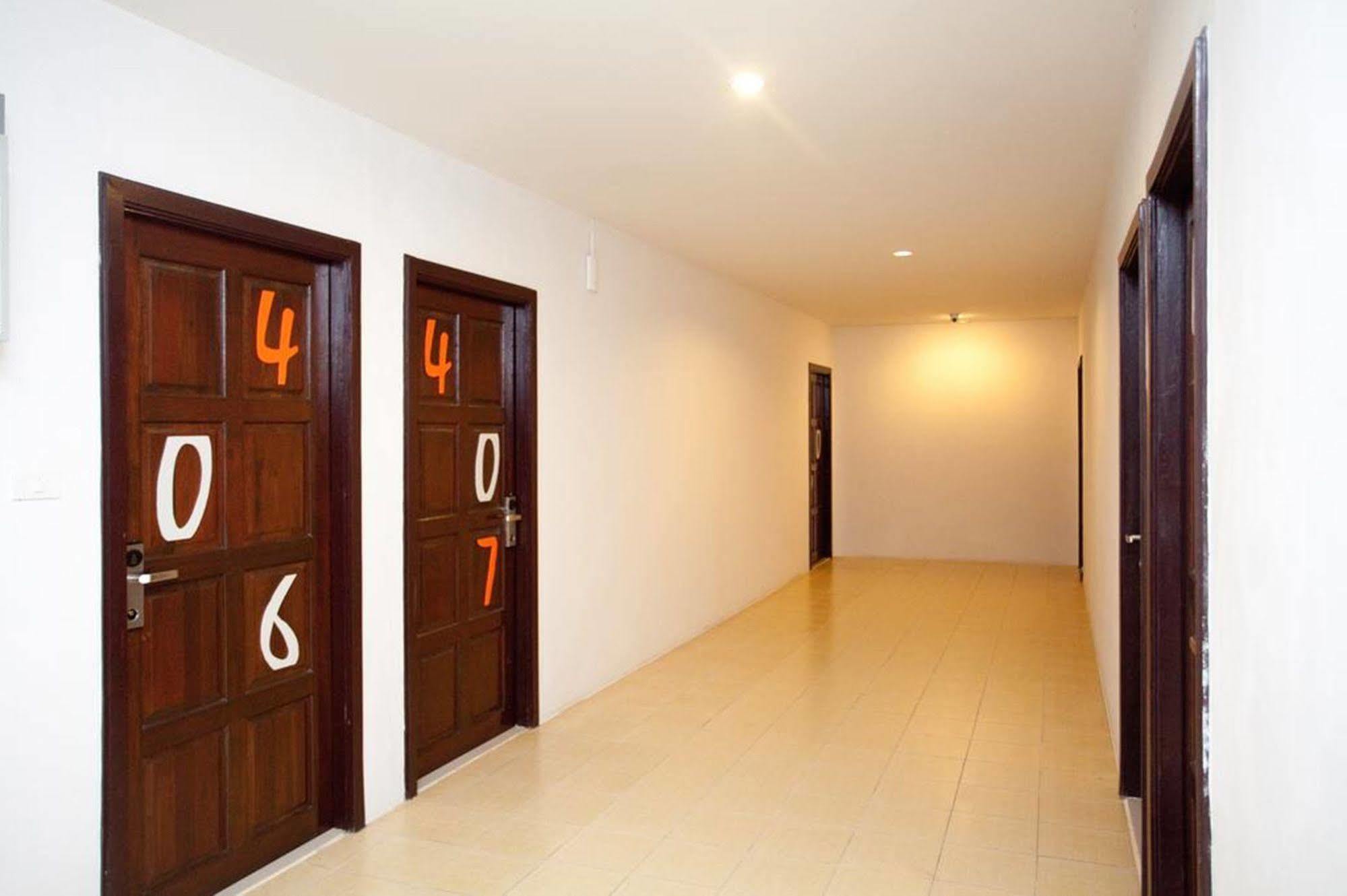 Chill Patong Hotel Ngoại thất bức ảnh